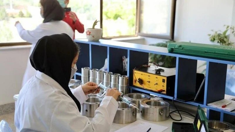 النساء الإيرانيات ودورهن البارز في تحقيق النمو المستدام - صورة مميزة النساء الإيرانيات ودورهن البارز في تحقيق النمو المستدام