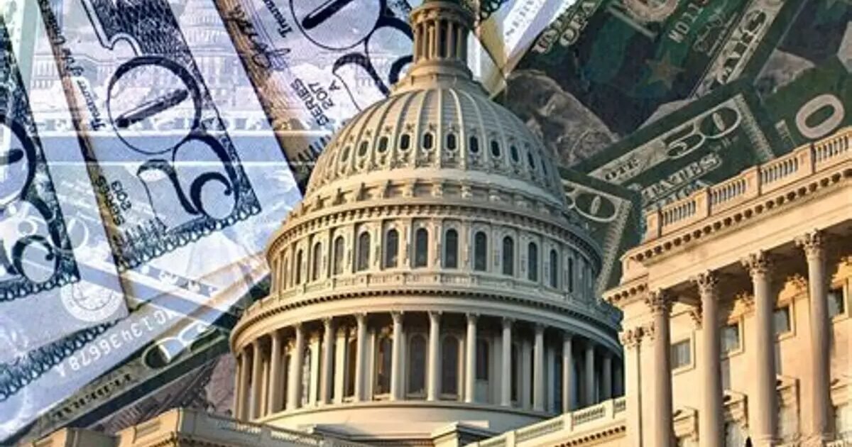 عائد السندات الأميركية يقترب من 5% ويضع الأسهم والإسكان والدولار تحت الضغط